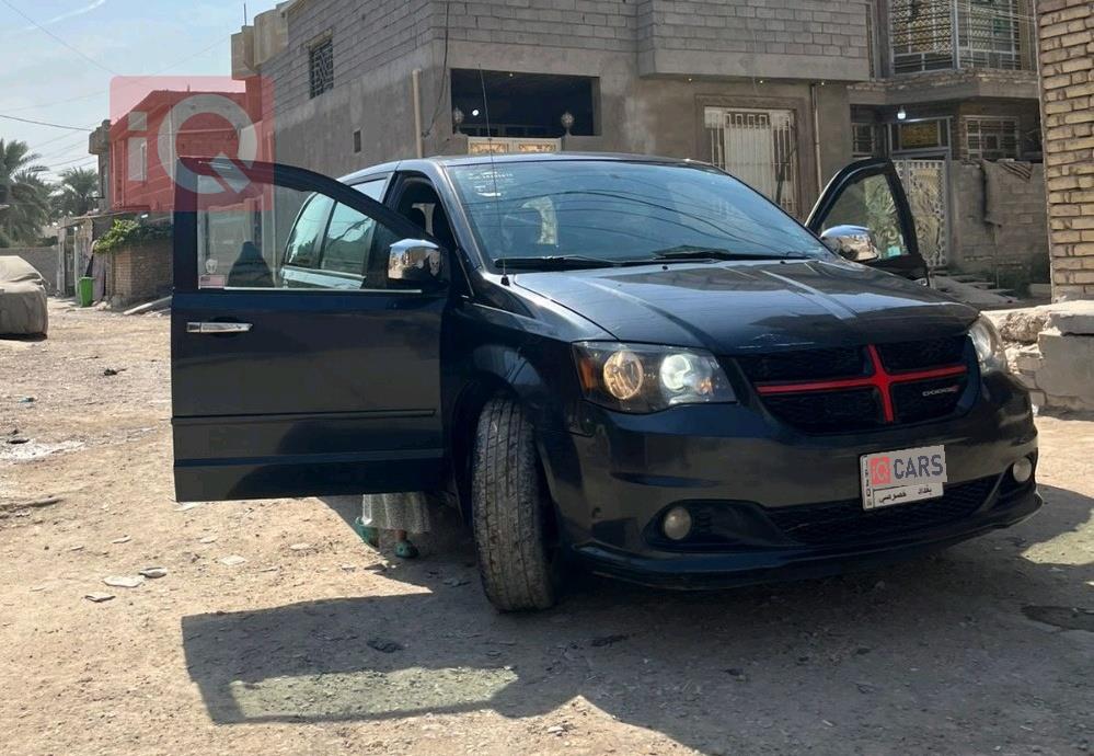 دودج جراند كارافان